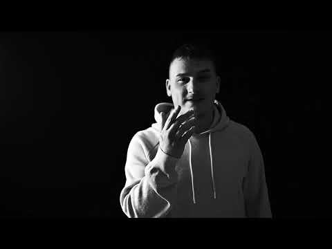 Miniature video YouTube pour une production VoxMilo identifiée 8L9dL3dmTK8